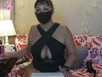 Bongacams Free Porn Cam of sexlove12002