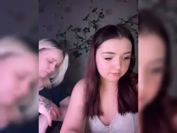 Bongacams Live Porn of BellaAndAlice