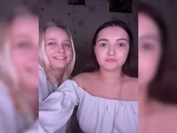 Bongacams Live Porn of BellaAndAlice