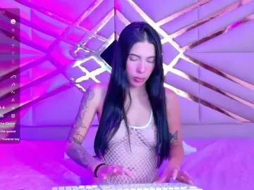 Bongacams Free Porn Cam of youngmommy