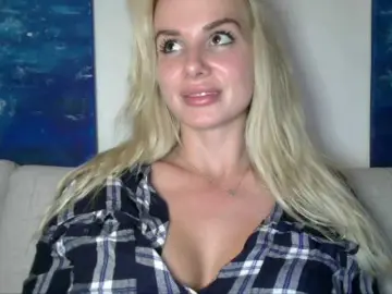 Bongacams Watch Live Sex Cams of CorneliaSweet