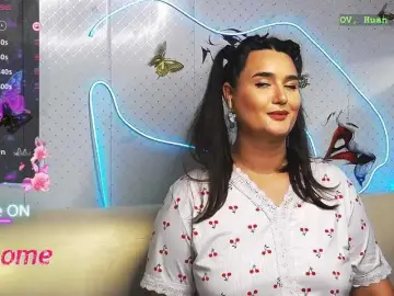 Bongacams Free Porn Cam of WickedButShy