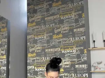 Bongacams Live Sex Cam of RavenBliss