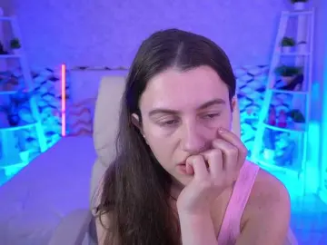 Bongacams Free Porn Cam of LittleJulii