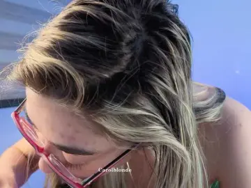 Bongacams Live Sex Cam of Charlotte-glasses