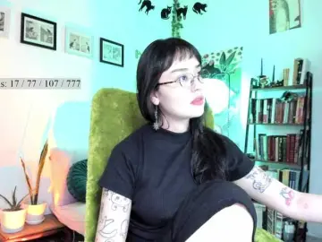 Bongacams Live Sex Cam of Luci--ana