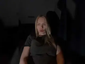 Bongacams Private Sex Chat of -SexyMilf-