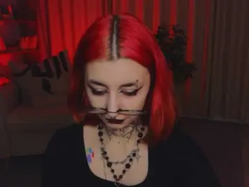 Bongacams Nude Webcam of MistressMarcelline