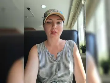 Bongacams Free Porn Cam of DIVORA
