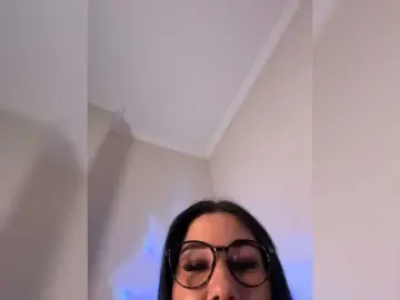 Bongacams Adult Webcam of DianaCharming