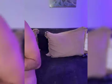 Bongacams Best live sex cam show of Honeycouple