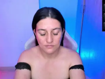 Bongacams Nude Webcam of Saskyaajohnson