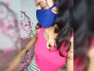 Bongacams Sex Cam of TastyMini