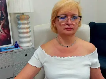 Bongacams Sex Cam of LunaFantasy