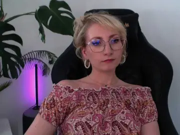 Bongacams Live Sex of CinderellaMoon