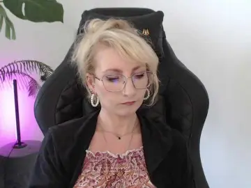 Bongacams Private Sex Chat of CinderellaMoon