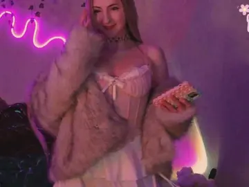 Bongacams Free Porn Cam of LollyGirlMoon