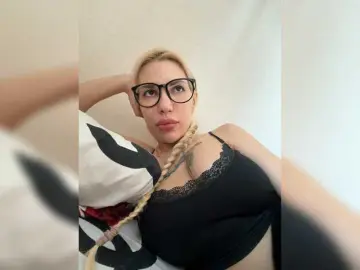 Bongacams Free Live Porn of Zarinaaa