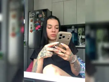 Bongacams Sex Chat of MaidenCrystal