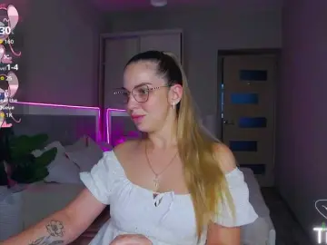 Bongacams Adult Video Chat of AlexandraCandy