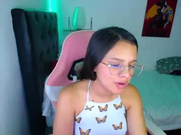 Bongacams Nude Webcam of room-kitty