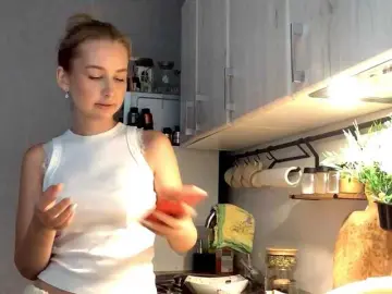 Bongacams Free Live Porn of Emelinestrande