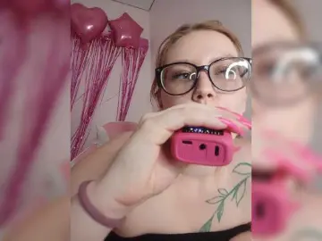 Bongacams Best Webcam of DollVice