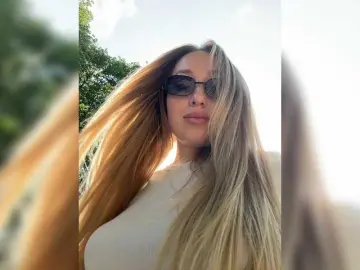 Bongacams Adult Webcam of KiraBlake