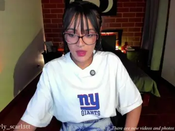 Bongacams Live Sex Cam of CurlyScarlett13