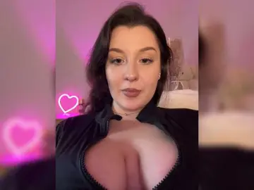 Bongacams Watch Live Sex Cams of M-O-L-N-I-Y-A