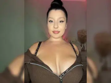 Bongacams Free Porn Cam of M-O-L-N-I-Y-A