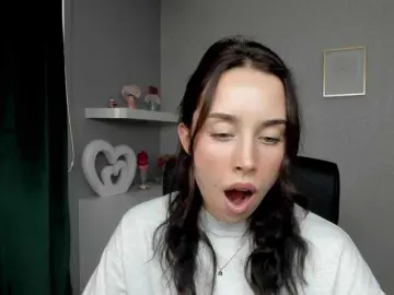 Bongacams Free Live Porn of adeleLive