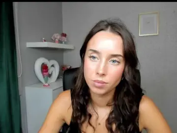 Bongacams Adult Webcams of adeleLive