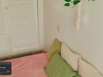 Bongacams Sex Chat of SweetLilLulu