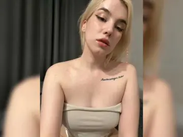 Bongacams Live Sex of KissMeSlow-
