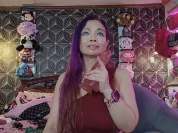 Bongacams Live Sex Cam of YummyMeily
