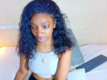 Bongacams Nude Webcam of shamira-moore