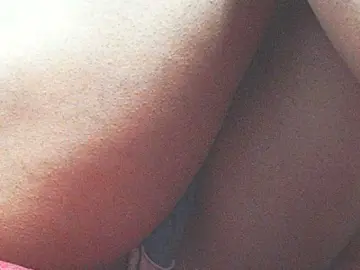 Bongacams Adult Webcam of HOTTTSKIN