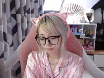 Bongacams Live Sex Cam of GertieCoach