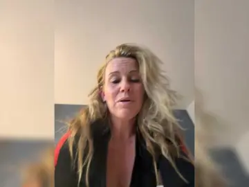 Bongacams Watch Live Sex Cams of MarlowMae