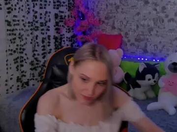 Bongacams Watch Live Sex Cams of GinaGinaLove