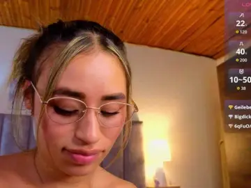 Bongacams Best live sex cam show of VictoriaHils