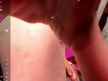 Bongacams Free Live Porn of KiraRustle