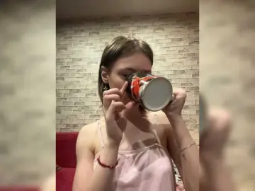 Bongacams Private Sex Chat of 18YoungPussy18