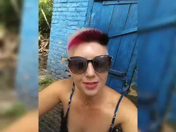Bongacams Live Sex Cam of BUSINKA-25