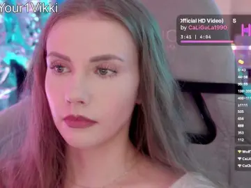 Bongacams Live Porn of -VikkiL0vesCheese-