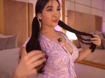 Bongacams Free Porn Cam of lyrabellini
