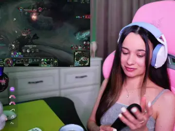 Bongacams Sex Cam of JuicyAngel