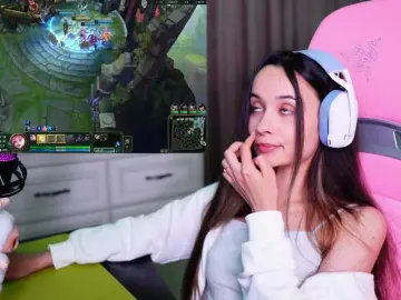 Bongacams Live Sex Cam of JuicyAngel