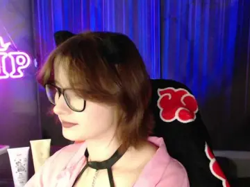Bongacams Nude Webcam of Cherry-Luna